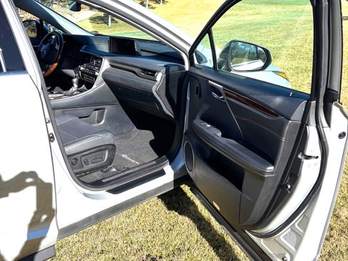 Used 2017 Lexus RX 350 F Sport image 9