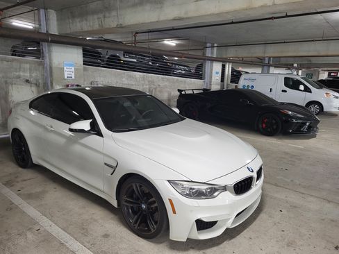 Used 2015 BMW M4 Coupe image 9