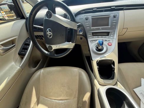 Used 2012 Toyota Prius Four image 15