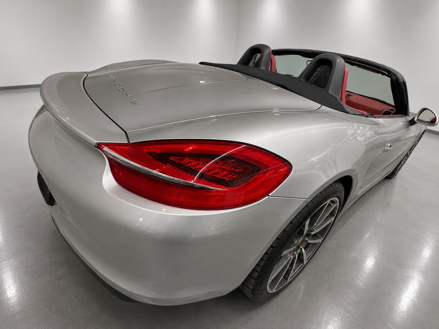 Used 2013 Porsche Boxster S RWD image 12