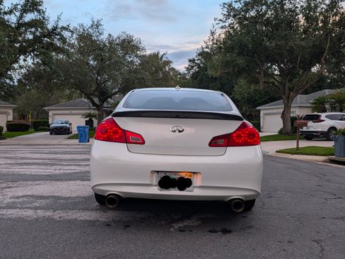 Used 2015 INFINITI Q40 w/ Navigation Package RWD image 4