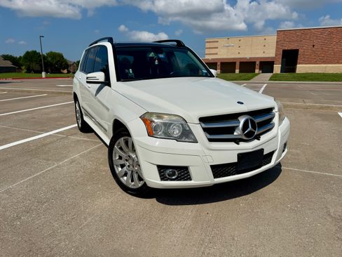 Used 2011 Mercedes-Benz GLK 350 2WD image 1
