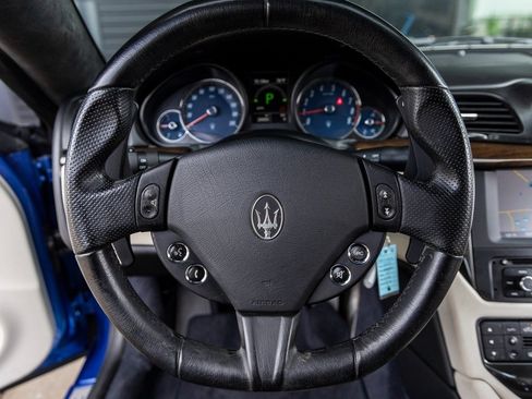 Used 2014 Maserati GranTurismo Sport image 11