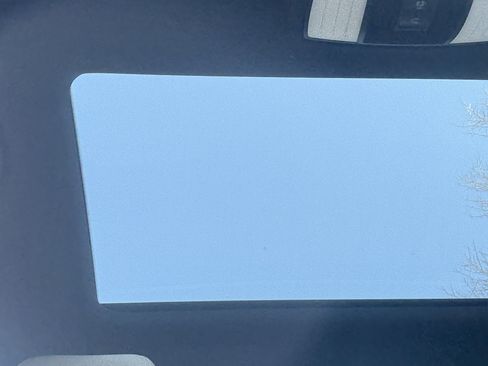 Used 2013 Mercedes-Benz E 350 4MATIC Sedan image 20