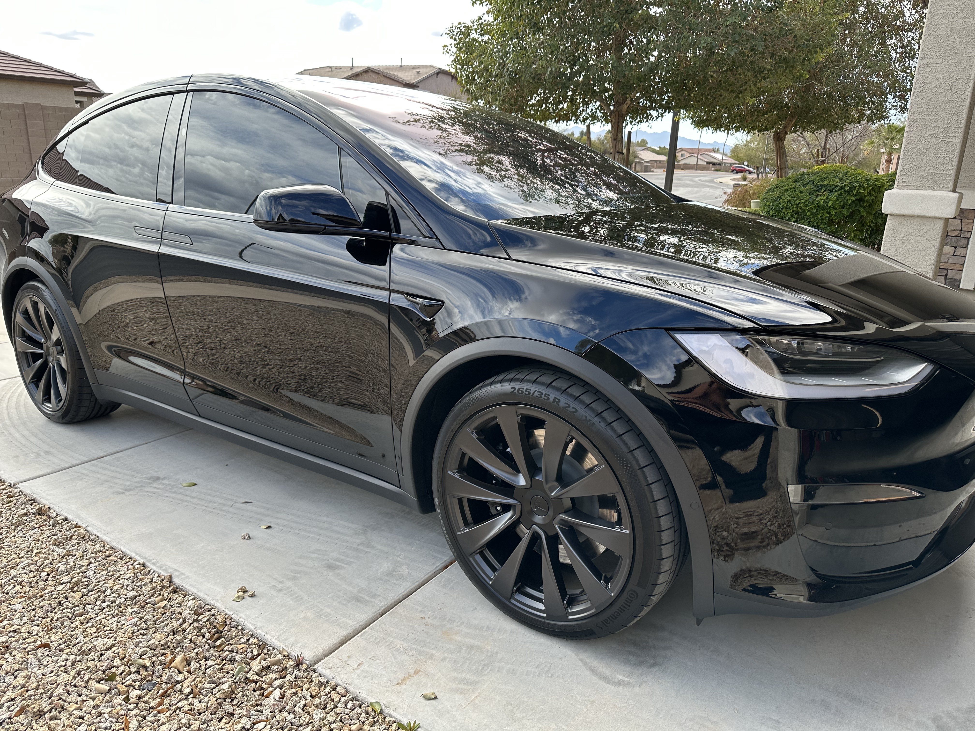 Used 2023 Tesla Model X Plaid AWD/4WD image 1