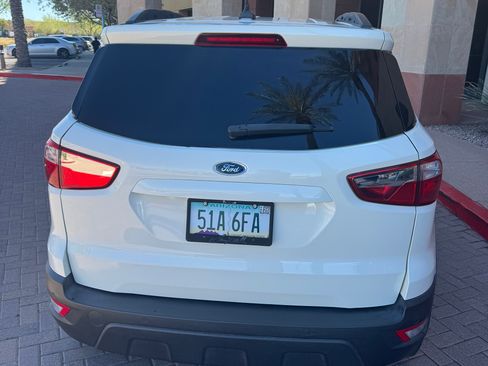 Used 2020 Ford EcoSport SE w/ SE Convenience Package image 9