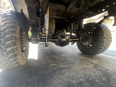 Used 2005 Ford F250 Lariat image 17