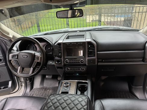 Used 2018 Ford Expedition Max Platinum image 15