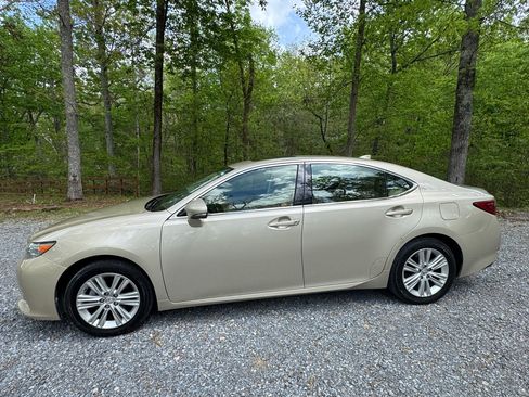 Used 2015 Lexus ES 350 w/ Premium Package FWD image 5