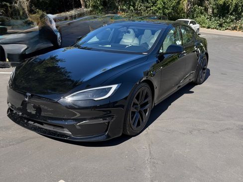 Used 2023 Tesla Model S Standard Range AWD/4WD image 6