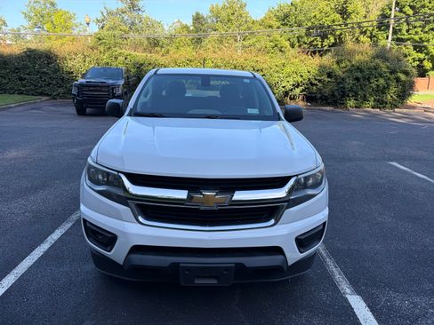Used 2018 Chevrolet Colorado W/T w/ WT Convenience Package AWD/4WD image 2