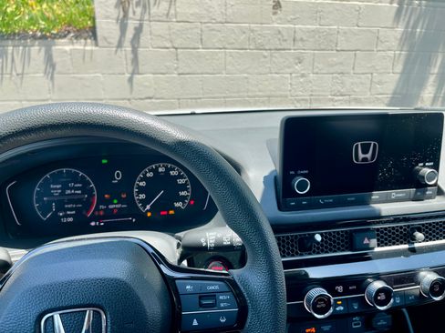 Used 2024 Honda Civic LX image 11
