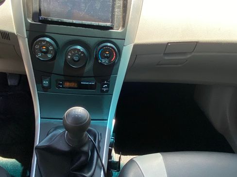 Used 2010 Toyota Corolla FWD image 8