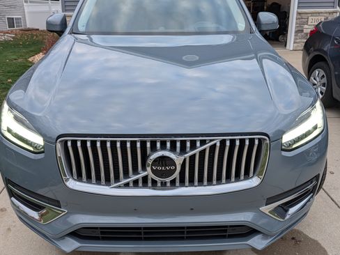 Used 2020 Volvo XC90 T6 Inscription image 2