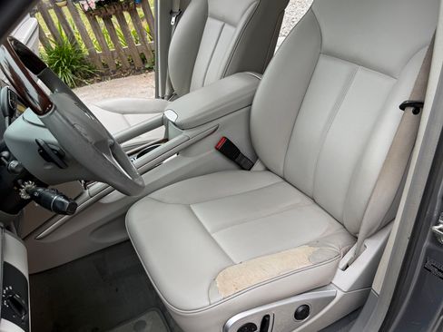Used 2012 Mercedes-Benz GL 450 4MATIC image 11