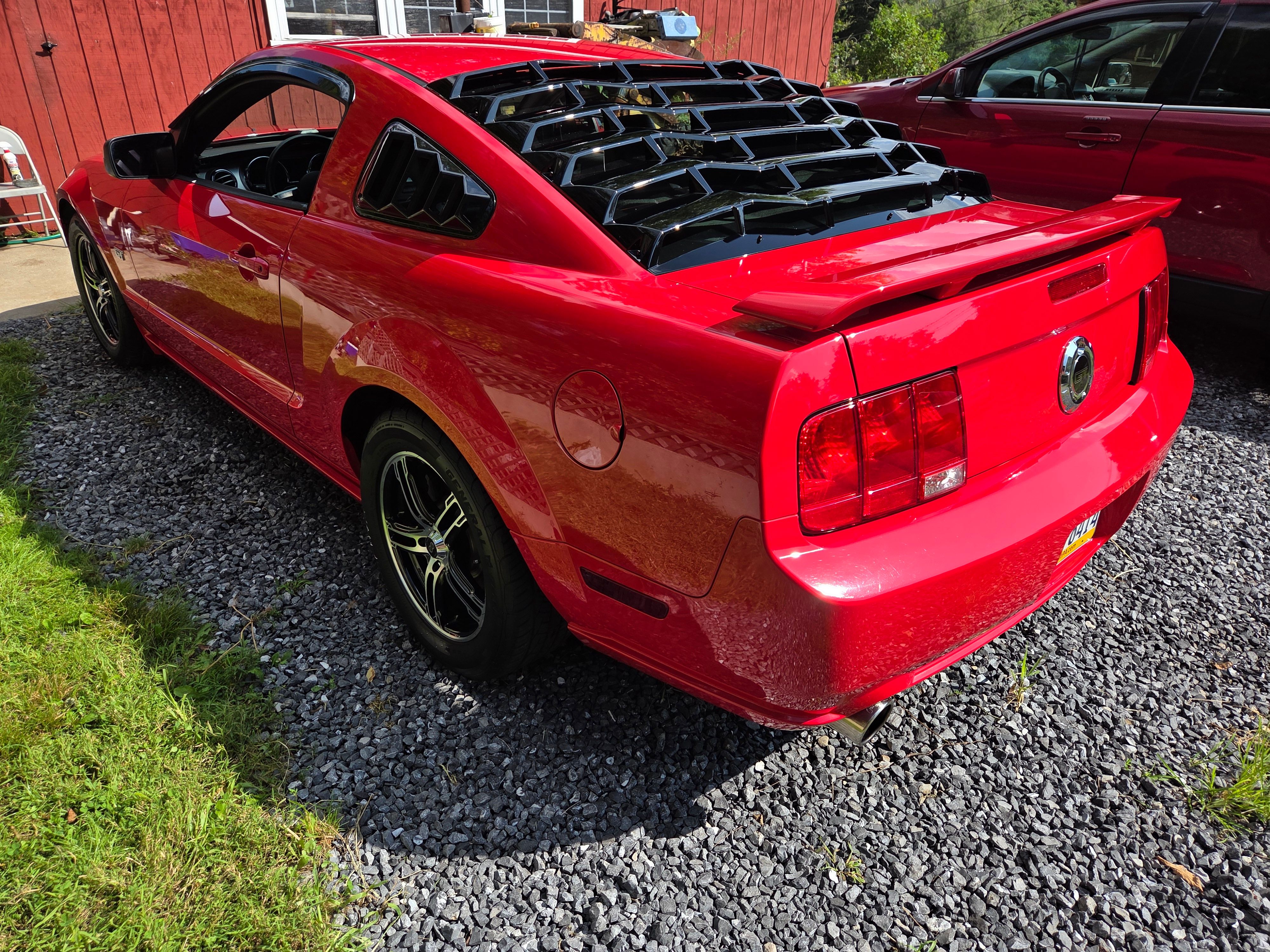 Used 2005 Ford Mustang GT Premium RWD image 5