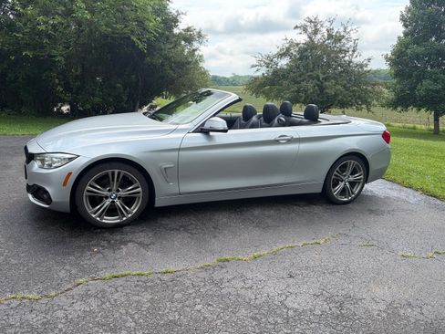 Used 2016 BMW 428i xDrive Convertible AWD/4WD image 12