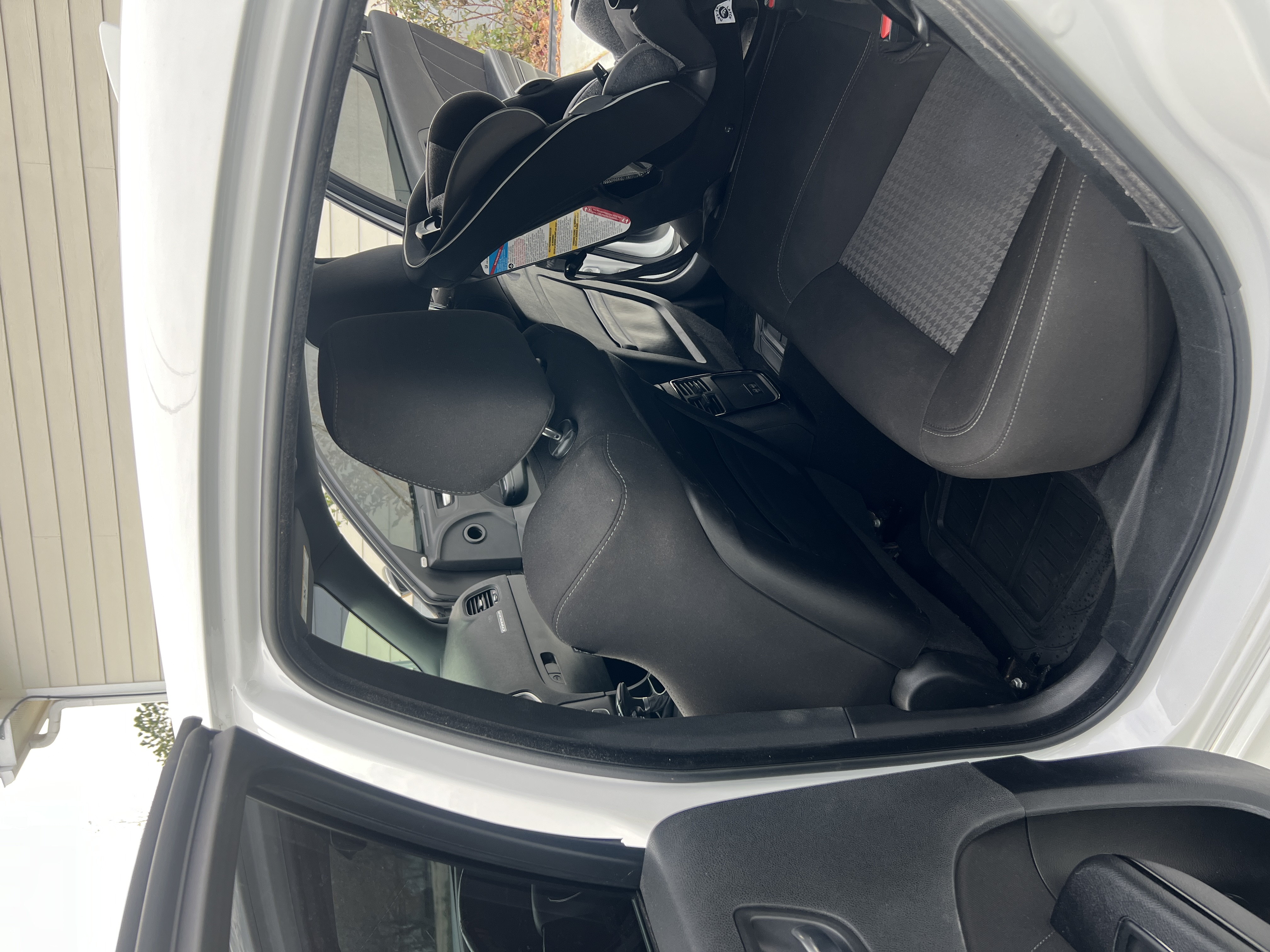 Used 2020 Dodge Charger R/T w/ Blacktop Package RWD image 6