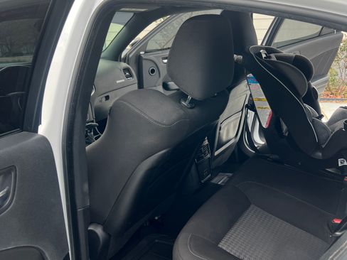 Used 2020 Dodge Charger R/T w/ Blacktop Package image 6