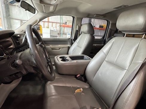 Used 2012 Chevrolet Silverado 3500 W/T image 8
