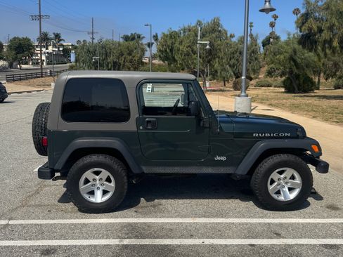 Used 2003 Jeep Wrangler Rubicon AWD/4WD image 2