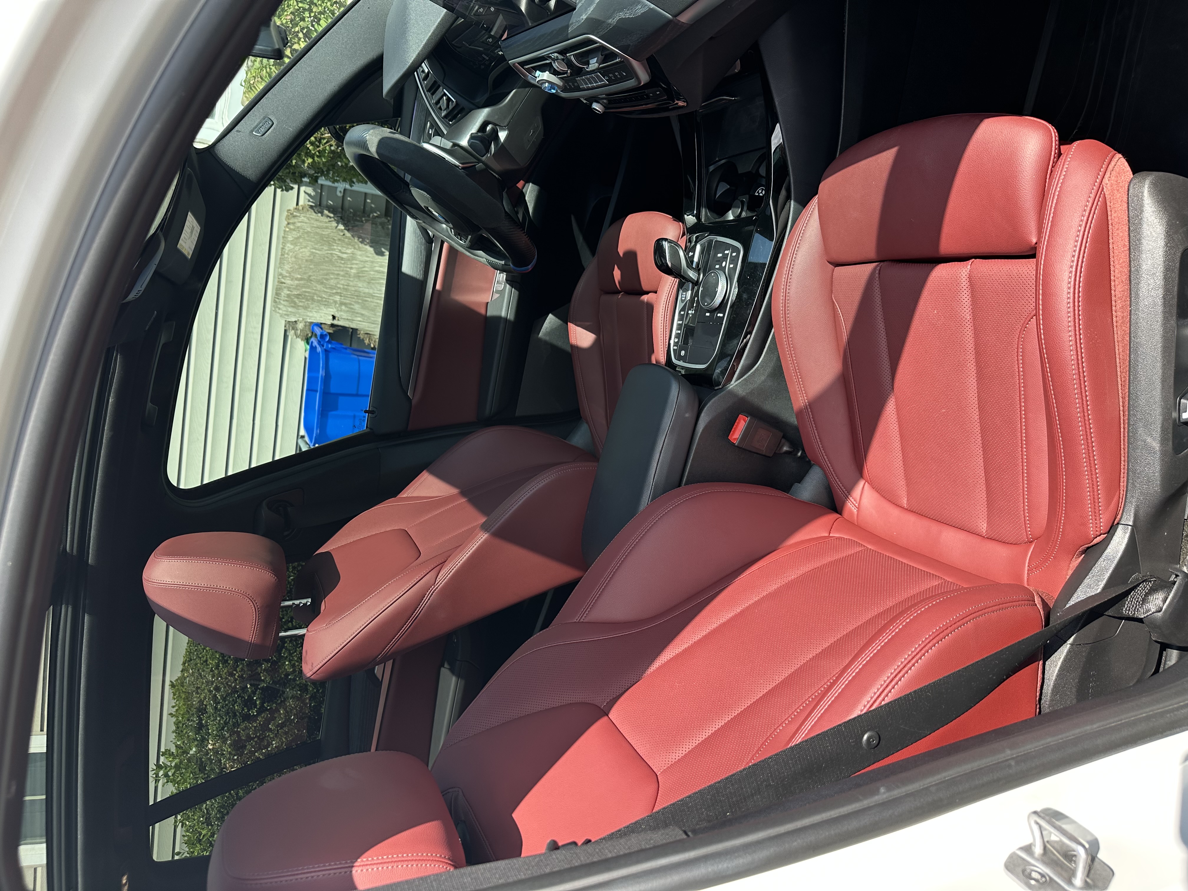 Used 2024 BMW X3 xDrive30i w/ Premium Package AWD/4WD image 10