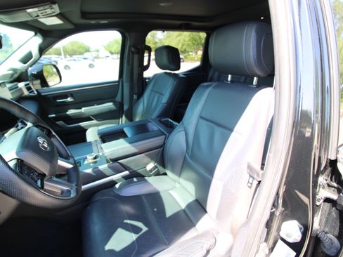 Used 2022 Toyota Tundra Platinum image 12