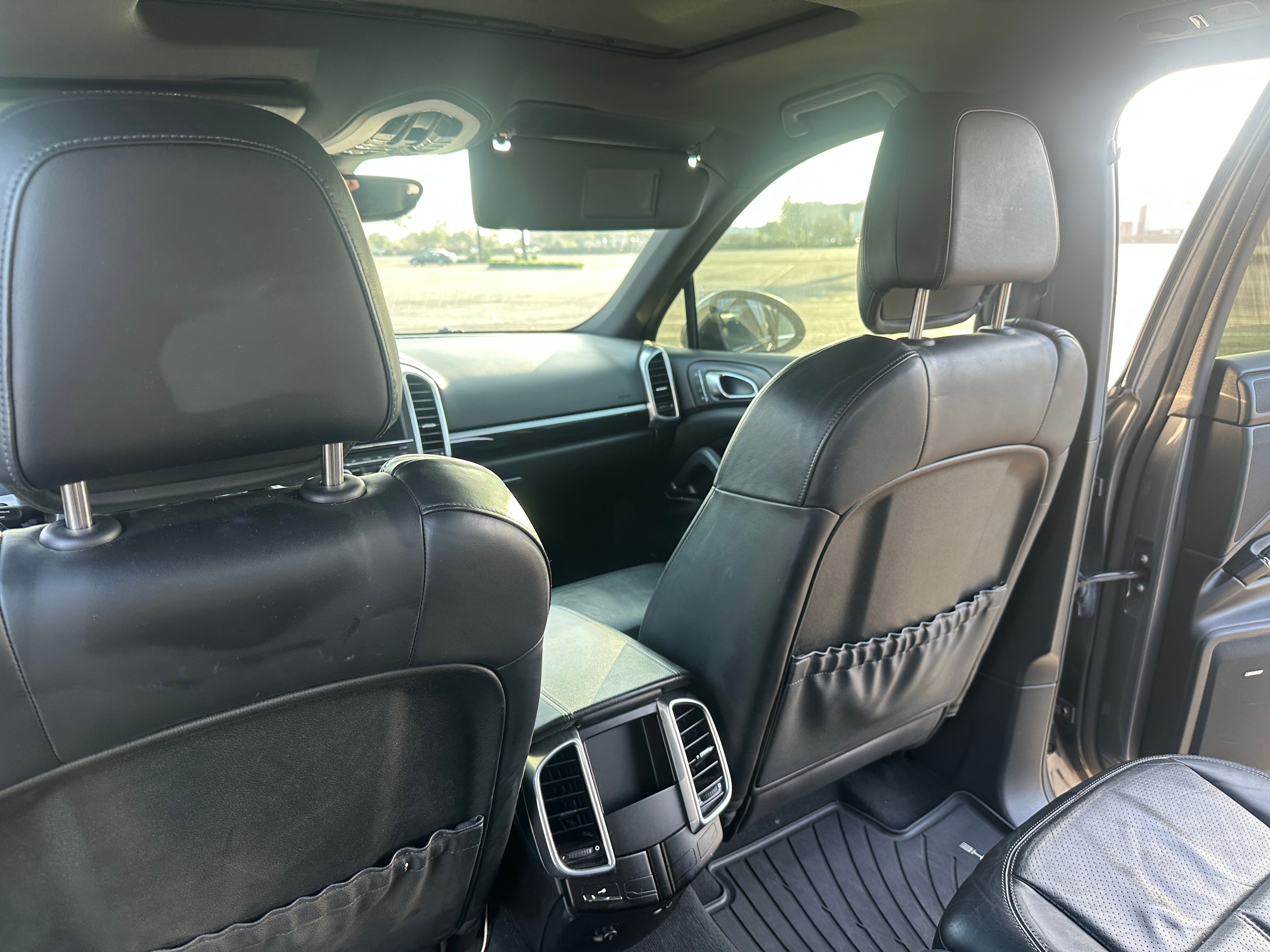 Used 2011 Porsche Cayenne AWD/4WD image 12