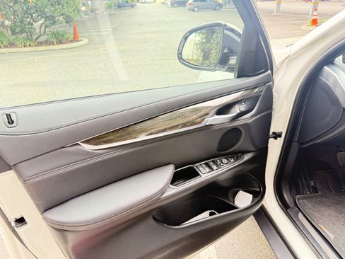 Used 2018 BMW X6 xDrive35i image 8