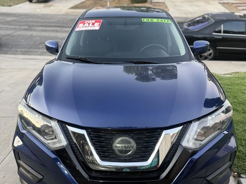 Used 2018 Nissan Rogue S image 6