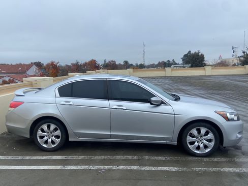 Used 2009 Honda Accord EX-L image 5