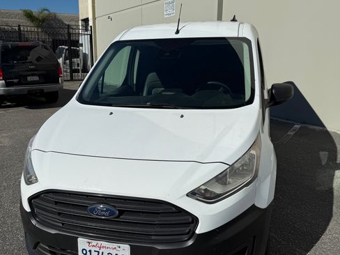 Used 2019 Ford Transit Connect XL image 10