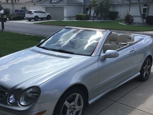 Used 2007 Mercedes-Benz CLK 550 Cabriolet image 4