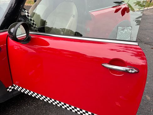 Used 2014 MINI Cooper S image 12