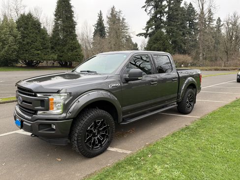 Used 2020 Ford F150 XLT w/ Equipment Group 302A Luxury image 18