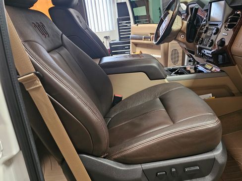 Used 2015 Ford F350 King Ranch w/ King Ranch w/Chrome Package image 10