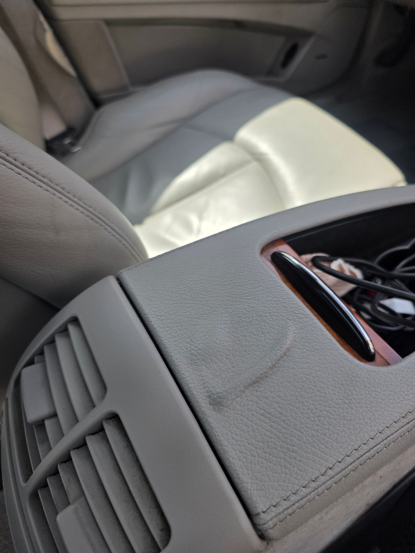 Used 2006 Mercedes-Benz E 320 CDI Sedan image 17