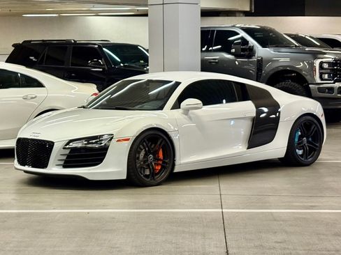 Used 2009 Audi R8 V8 image 2