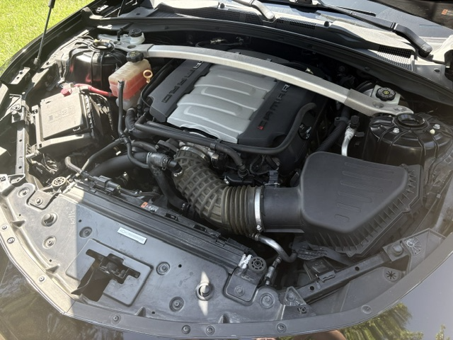 Used 2016 Chevrolet Camaro SS RWD image 5