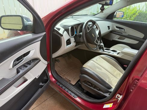 Used 2010 Chevrolet Equinox LTZ image 15