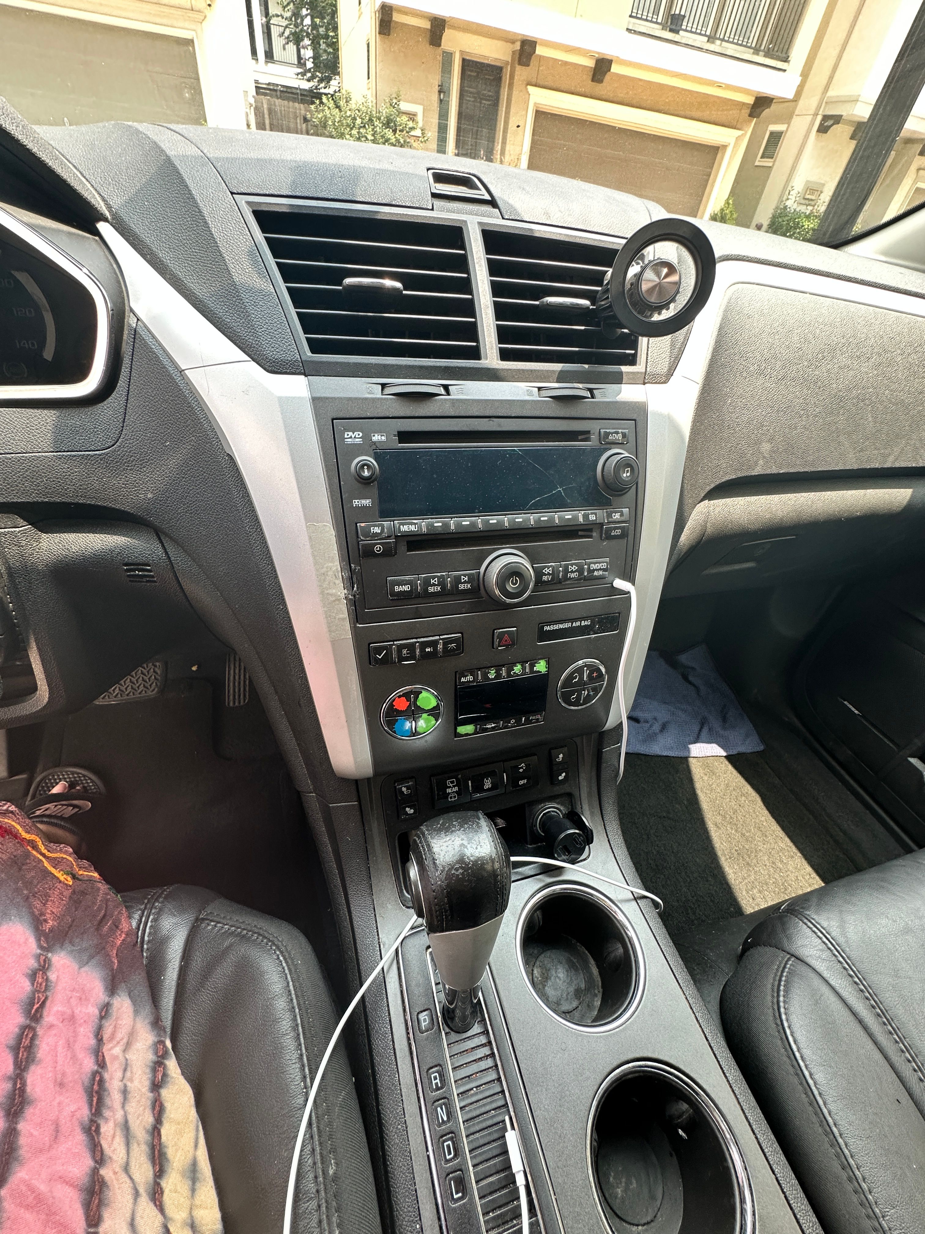 Used 2012 Chevrolet Traverse LT FWD image 17
