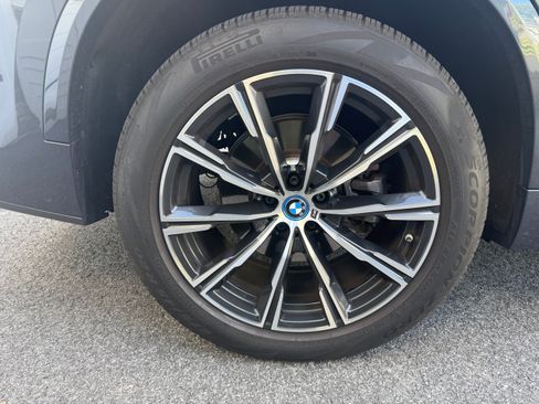Used 2022 BMW X5 xDrive45e w/ M Sport Package AWD/4WD image 25