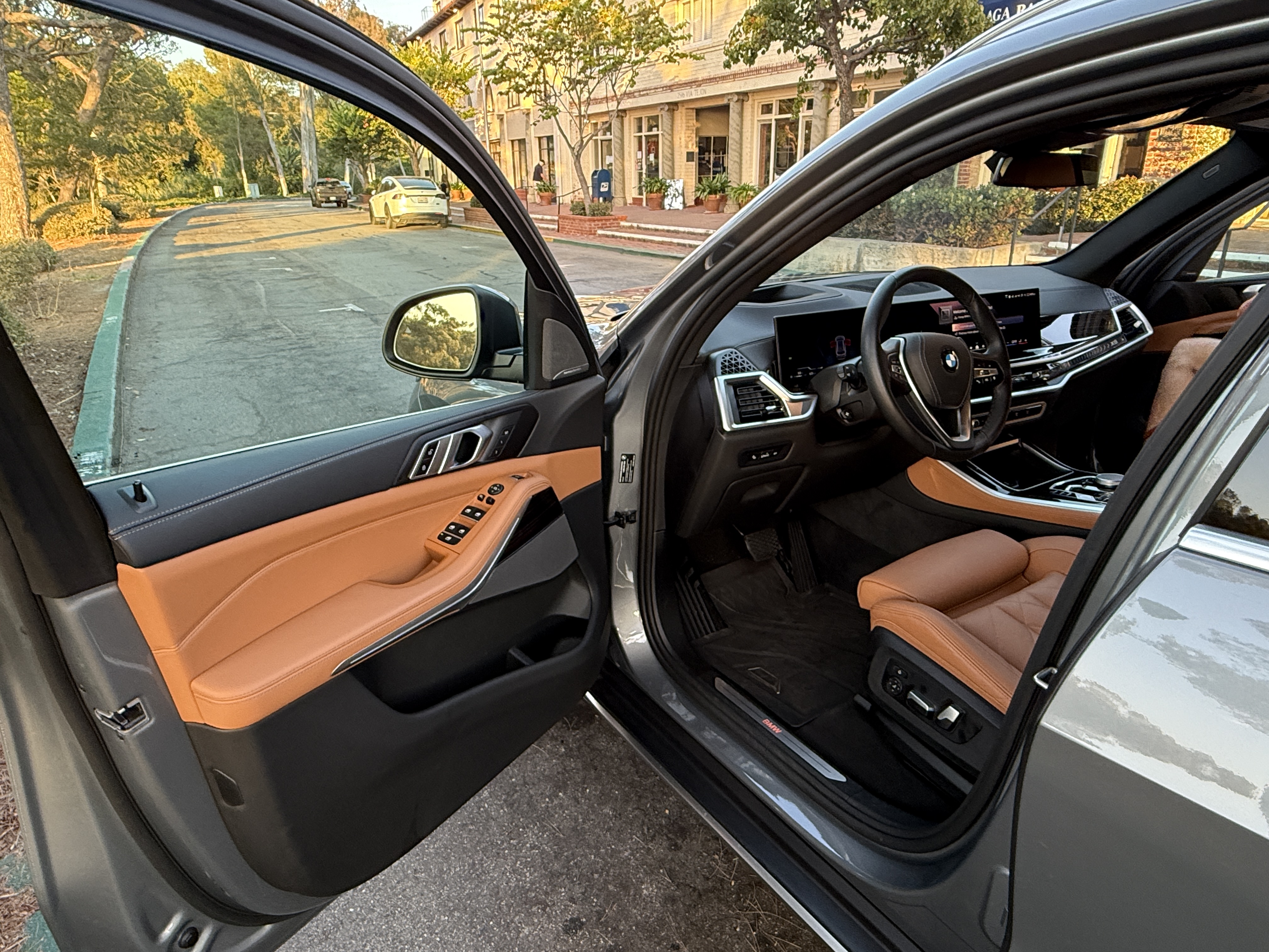 Used 2025 BMW X5 sDrive40i w/ Premium Package RWD image 13