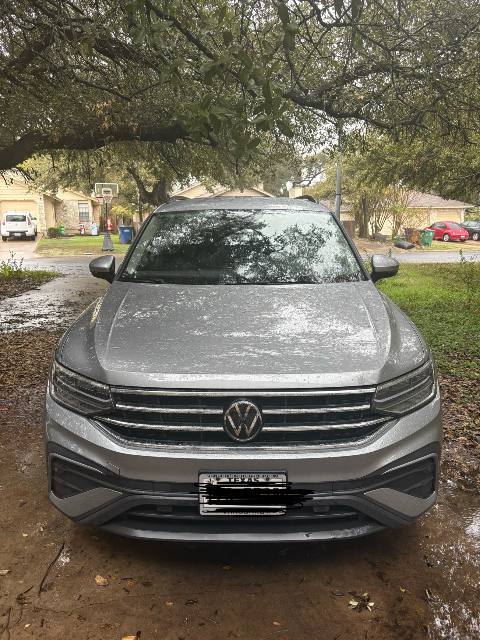 Used 2024 Volkswagen Tiguan S FWD image 2