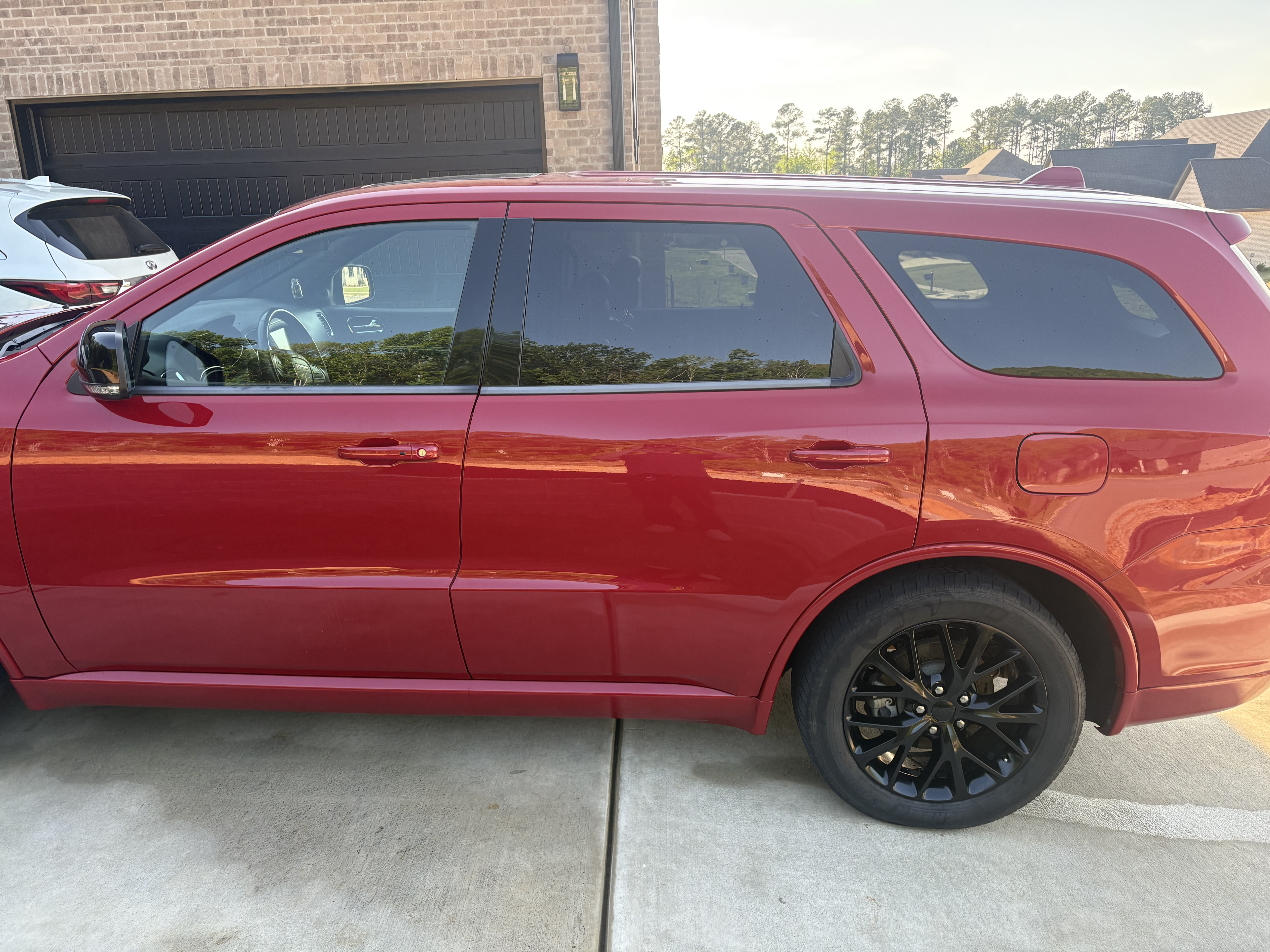 Used 2016 Dodge Durango R/T w/ Technology Group RWD image 10