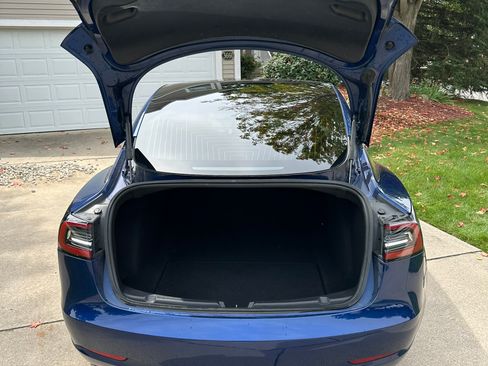 Used 2020 Tesla Model 3 Long Range AWD/4WD image 5