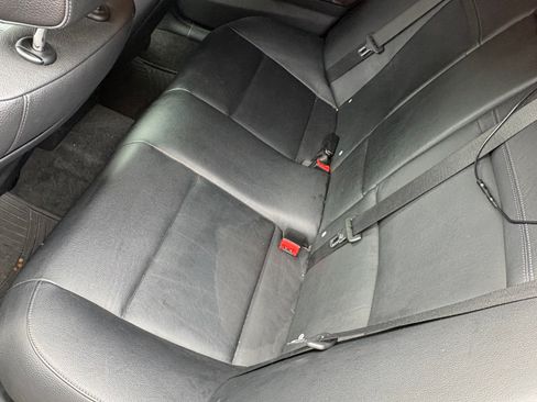 Used 2011 BMW 328i xDrive Sedan AWD/4WD image 10