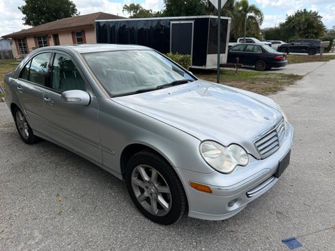 Used 2007 Mercedes-Benz C 280 Sedan image 6