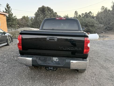 Used 2017 Toyota Tundra SR5 image 4