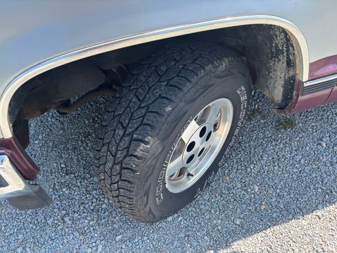 Used 1994 Chevrolet Silverado 1500 2WD Extended Cab image 11